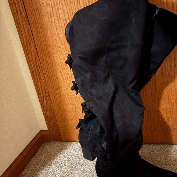 Torrid Black Over-the-Knee Boots with Bow Detail - Picture 5 of 7